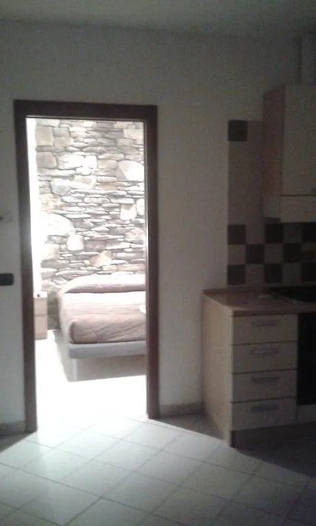 Bed And Breakfast Linate Peschiera Borromeo 0*,  Italy